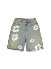 Dirty Wash Cotton Wreath Denim Short