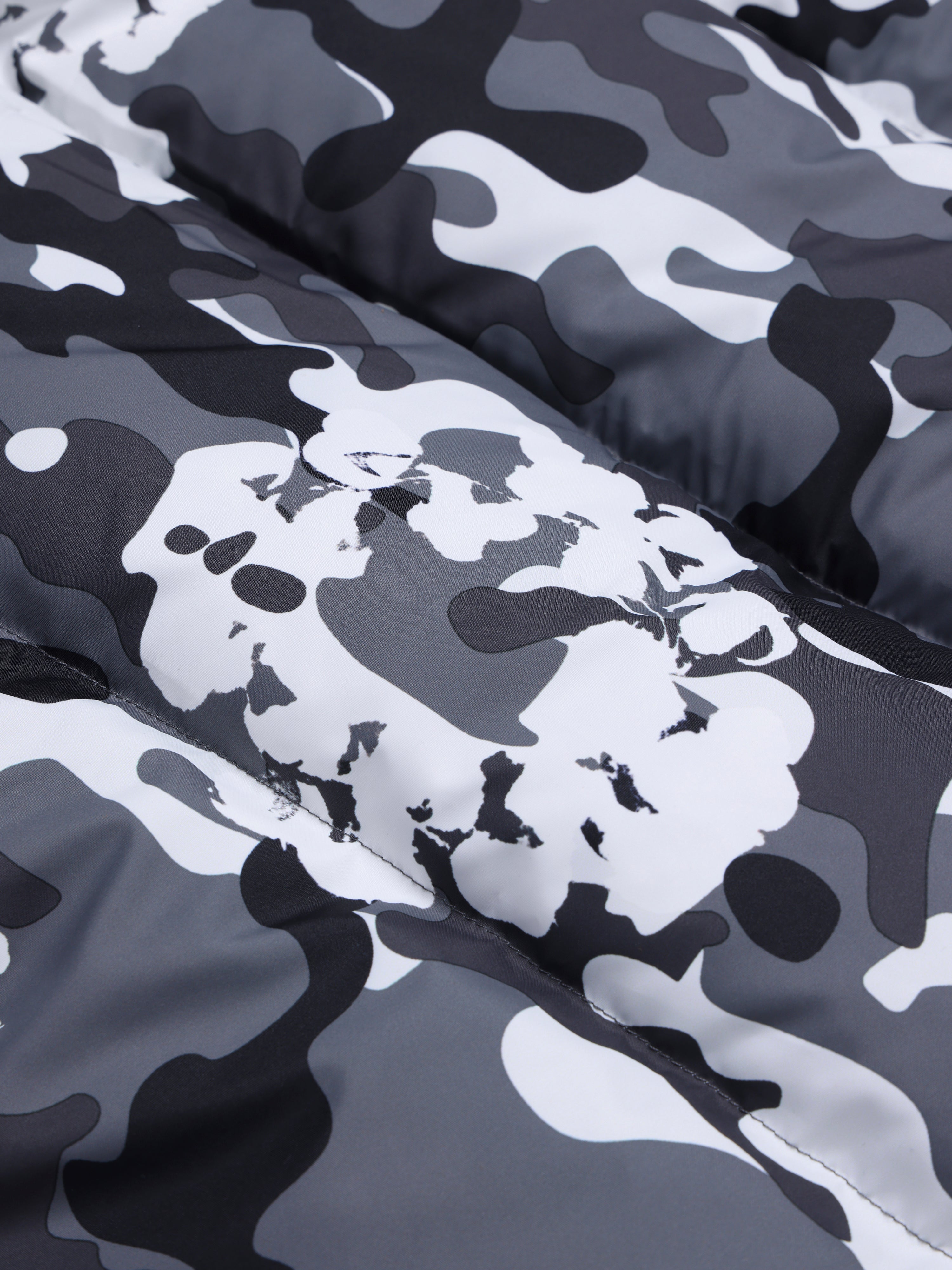 Cotton Wreath Puffer Jacket White Camo