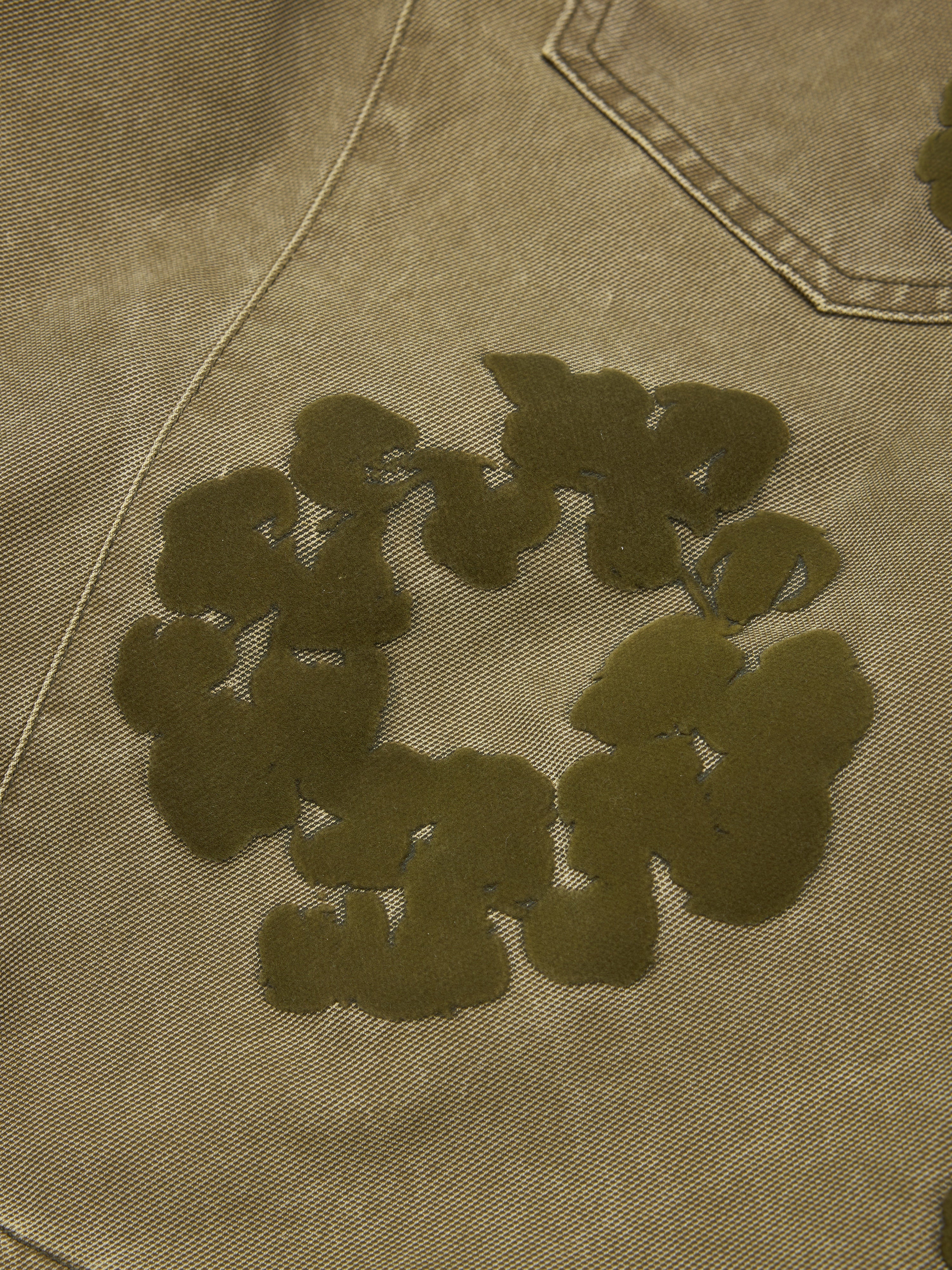 Cotton Wreath Flocked Short Khaki