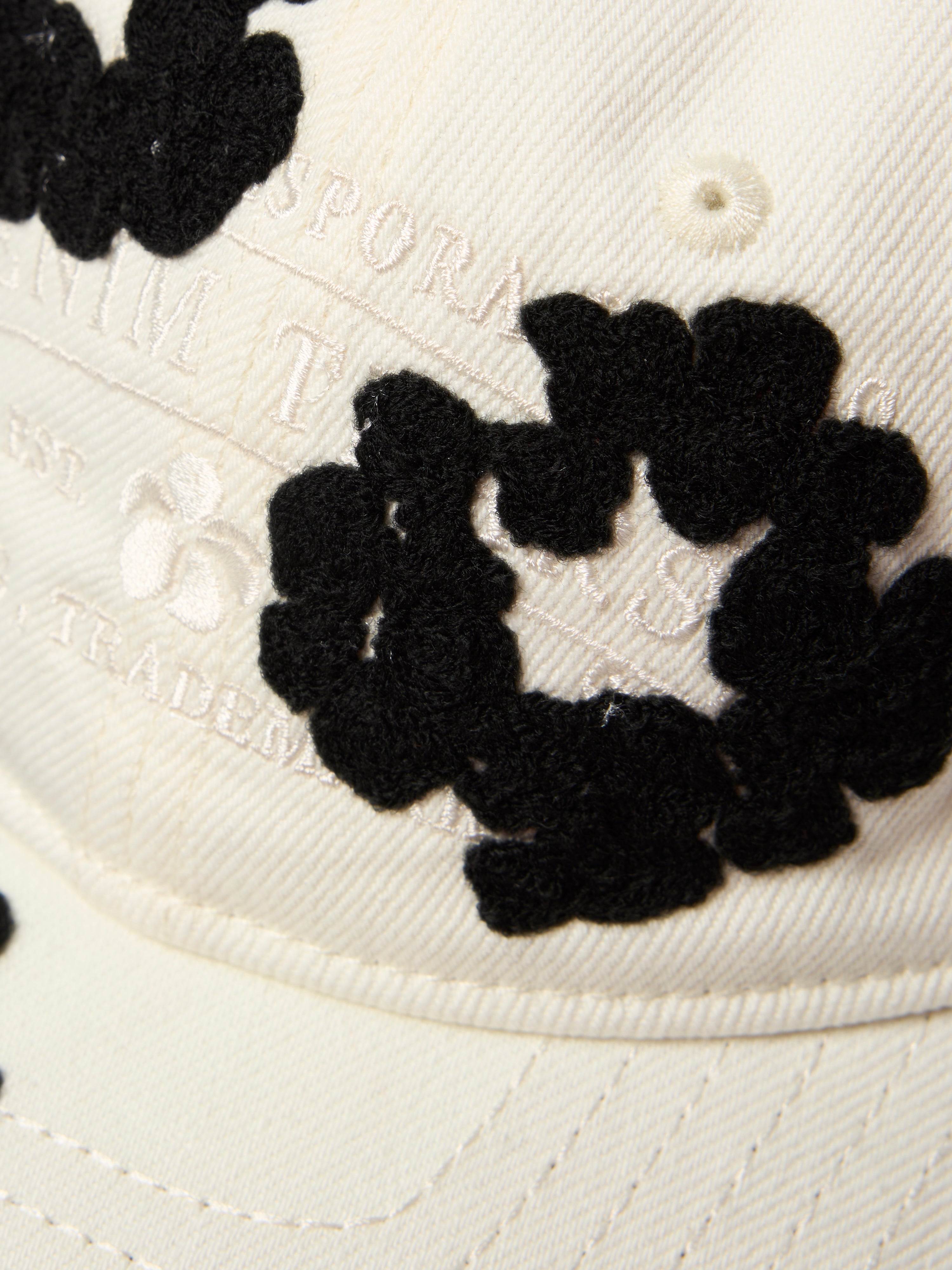 Denim Cotton Wreath Cap White